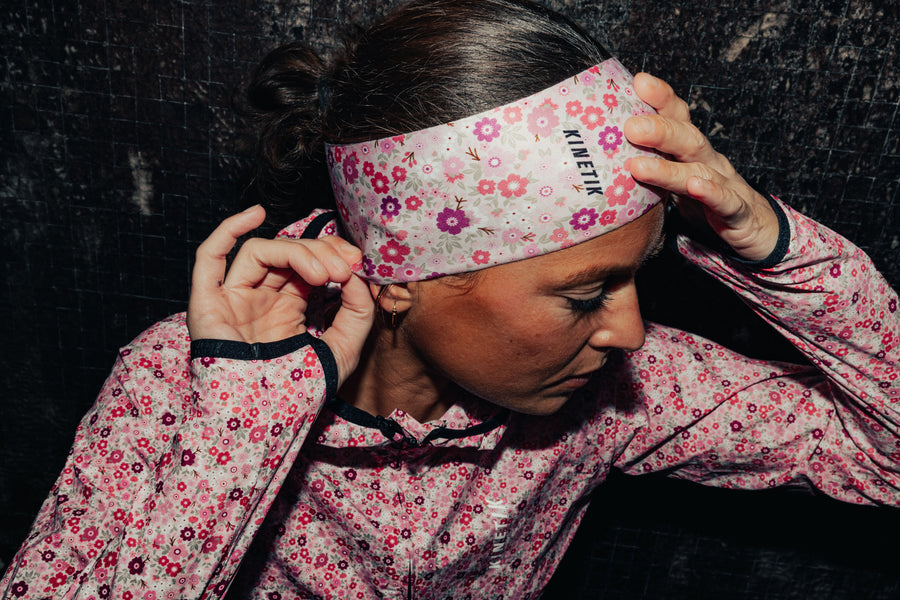 HEADBAND FLORAL MELLOW ROSE - Bandeaux trail-running - 2 - kinetik-adrenalink