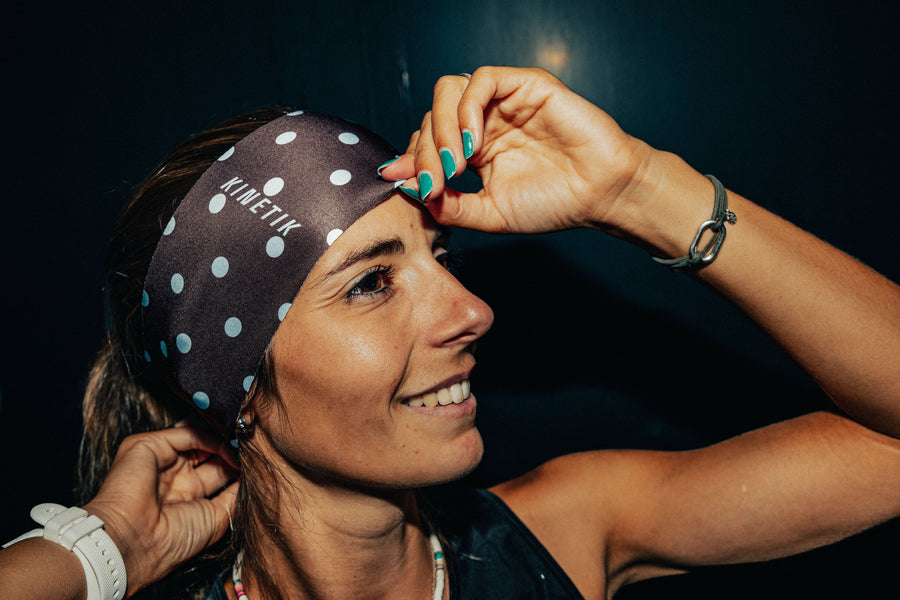 HEADBAND RETRO DOTY CHOCOLATE BLUEBERRY - Bandeaux trail-running - 2 - kinetik-adrenalink