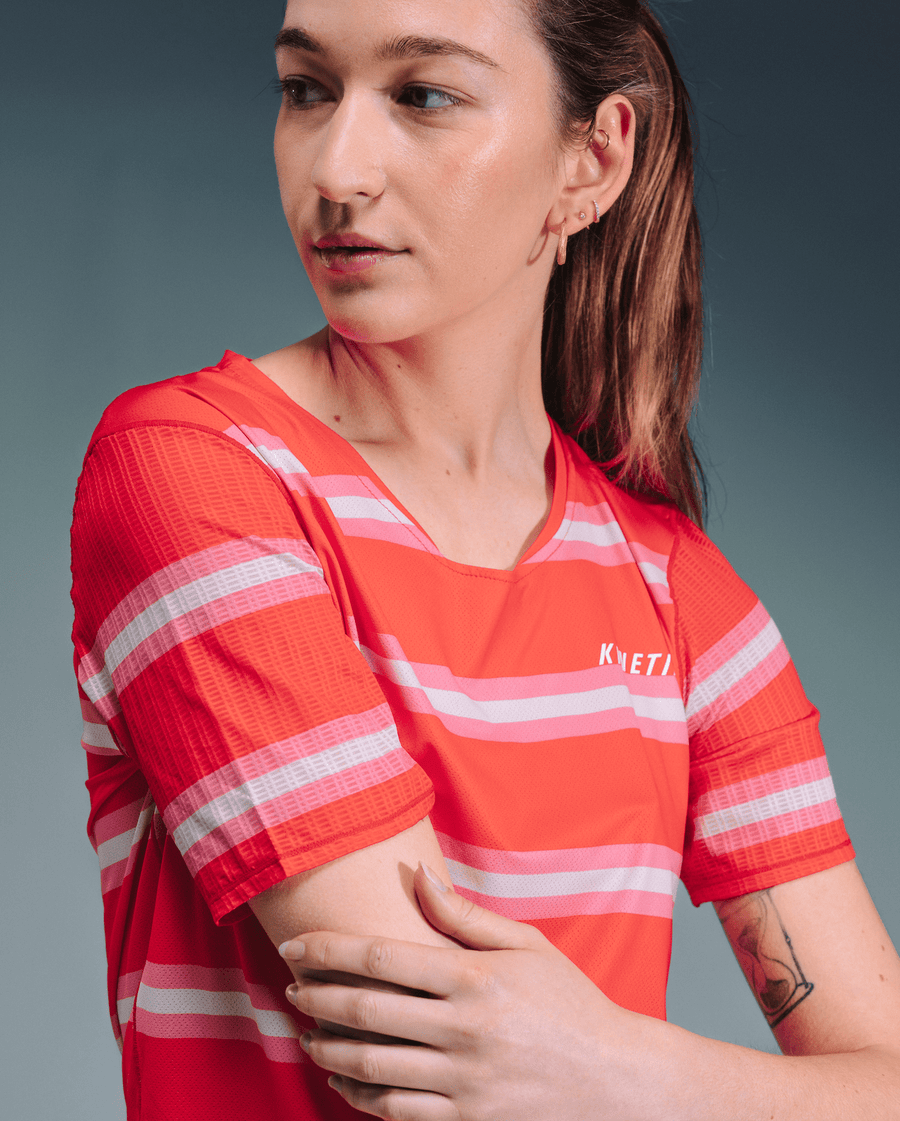 MAVRIK WOMEN RED CREAM STRIPE - Tee-shirts - maillot manches courtes trail-running femme - kinetik-adrenalink