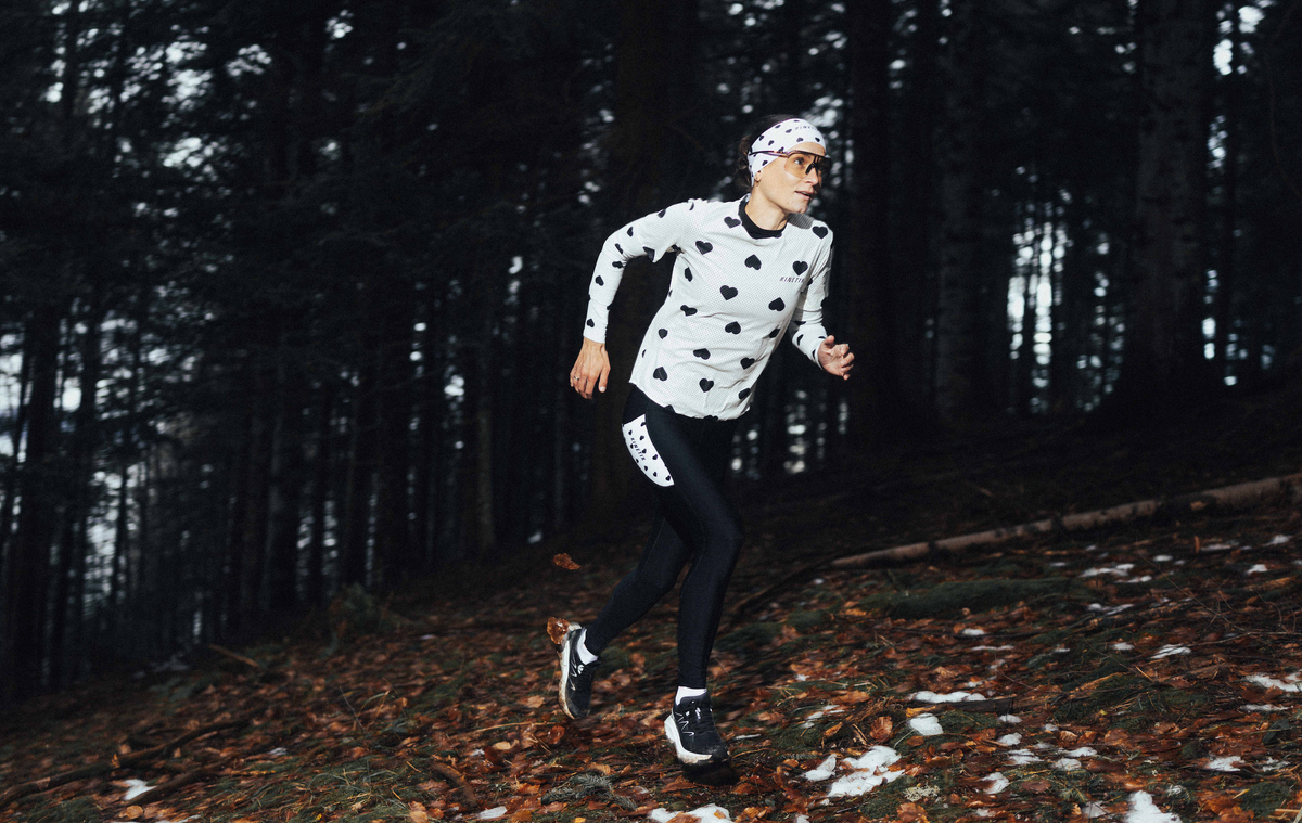 ARMWARMERS HEARTRUNNEUSE - Manchettes trail-running - 6 - kinetik-adrenalink