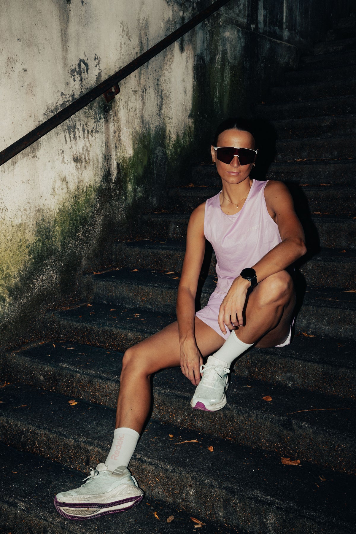 Collection Trail Running Pink Glo Femme Kinetik Adrenalink - Crop Top et Short