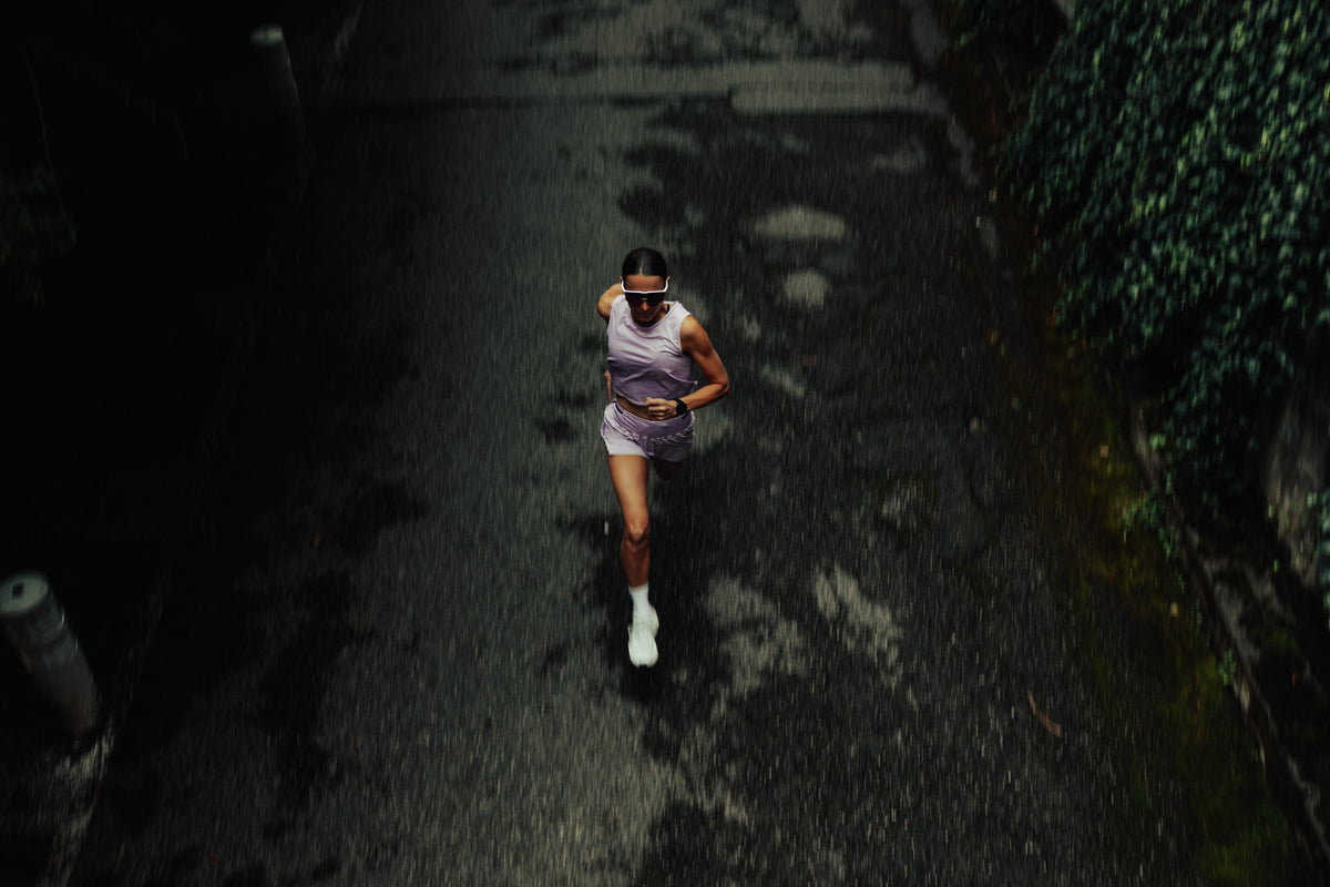 Collection Trail Running Pink Glo Femme Kinetik Adrenalink - Crop Top et Short