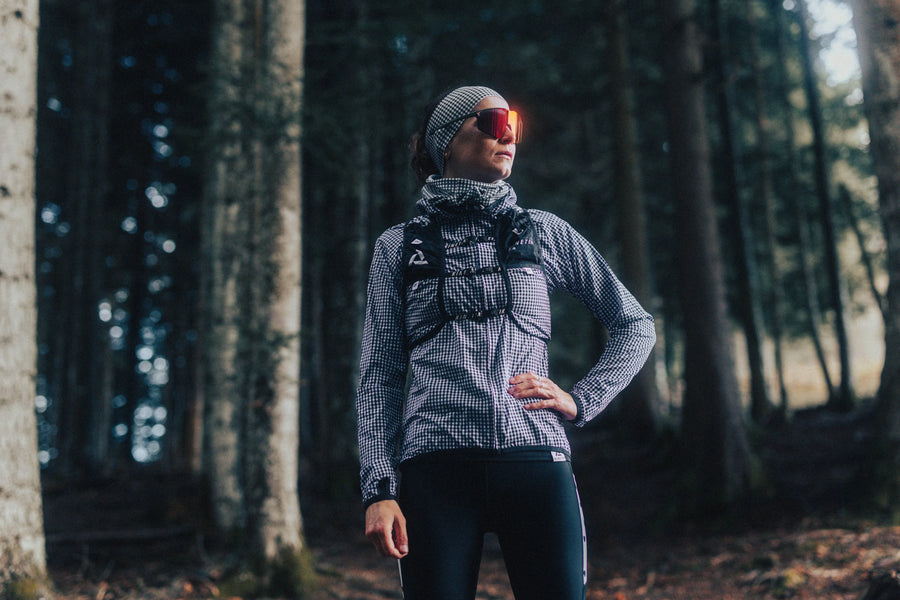 JACKET WOMEN SPEKTRAIL VICHY VELOURS BLACK - Vestes - Veste trail-running femme - kinetik-adrenalink