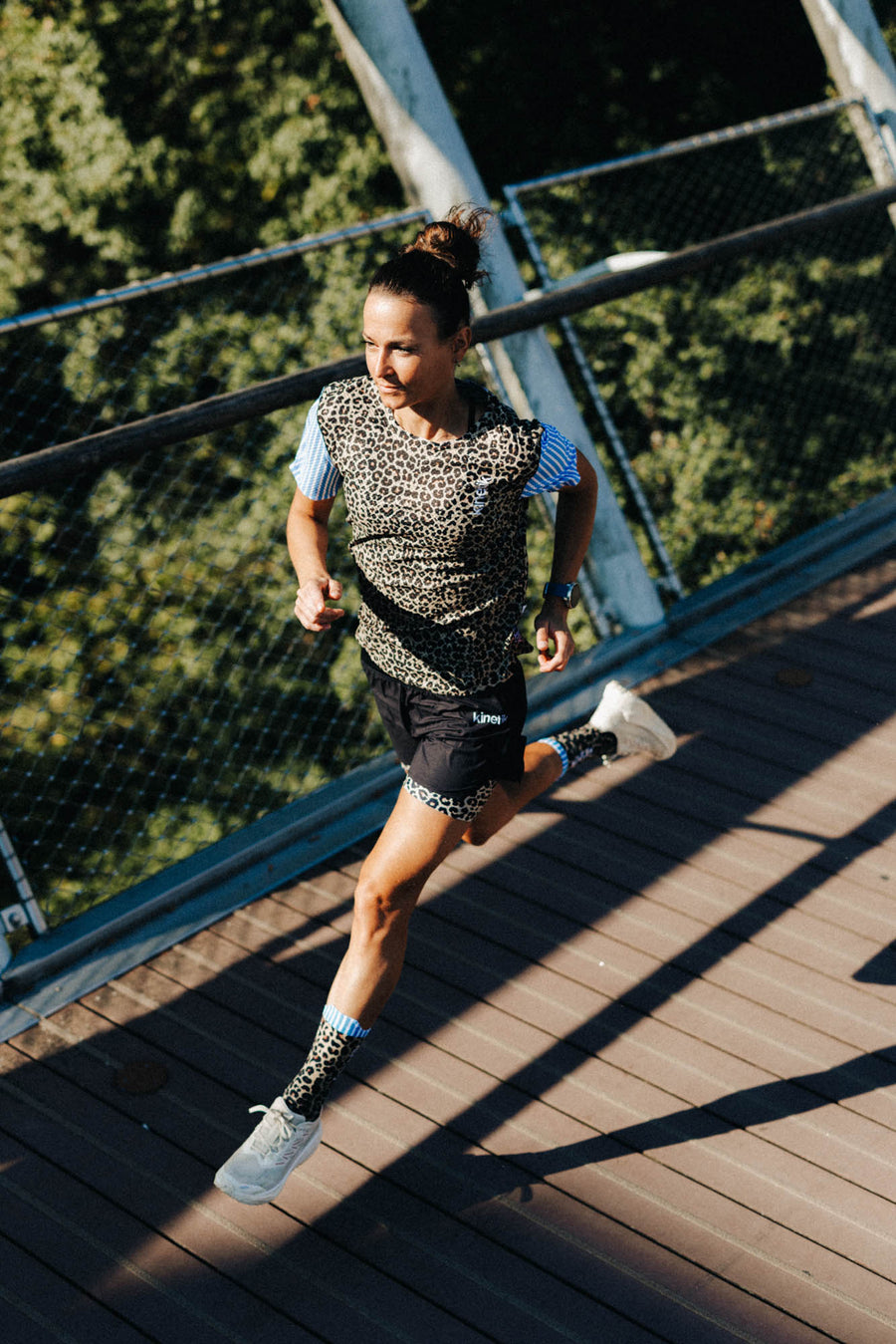 MAVRIK AR.90 WOMEN LEOPARD X MARINIERE - Maillots trail-running - 2 - kinetik-adrenalink