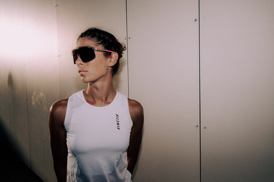 MAVRIK SL WOMEN BRIGHT WHITE - Maillots trail-running - 2 - kinetik-adrenalink