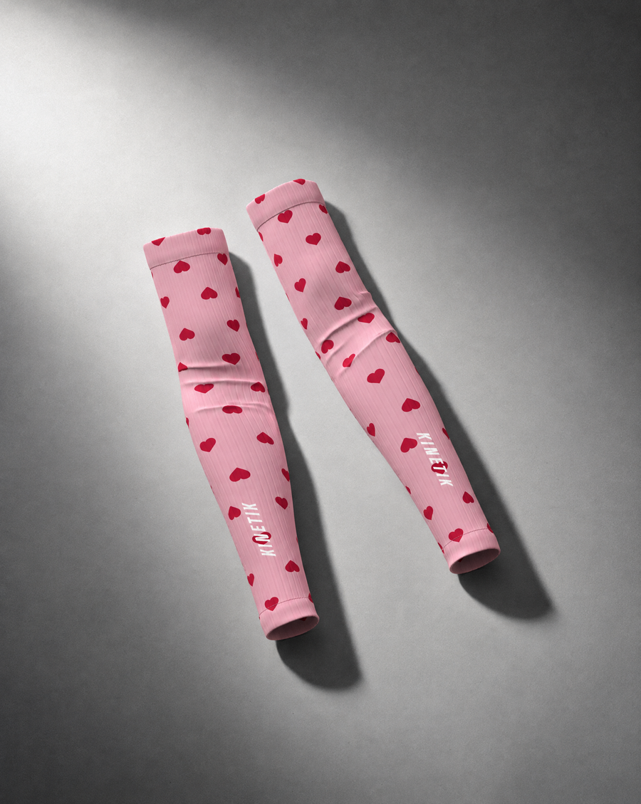 Manchettes-trail-running-ARMWARMERS-HEARTRUNNEUSE-ROSY-0-kinetik