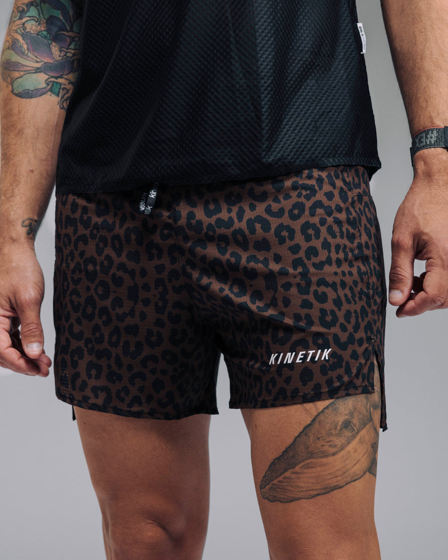 Shorts trail-running AEROK 6 MEN LEOPARD TIRAMISU - 2 - kinetik
