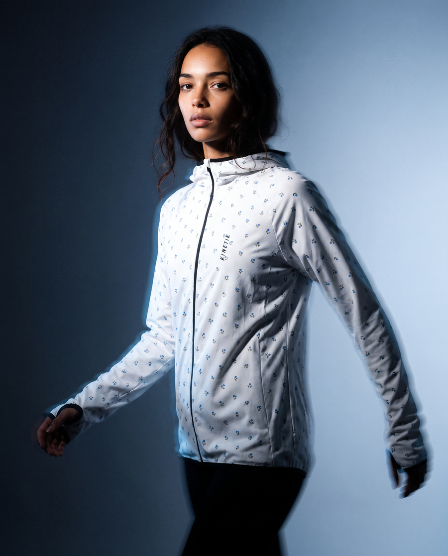JACKET WOMEN SPEKTRAIL BLEUET - Vestes trail-running - 2 - kinetik-adrenalink