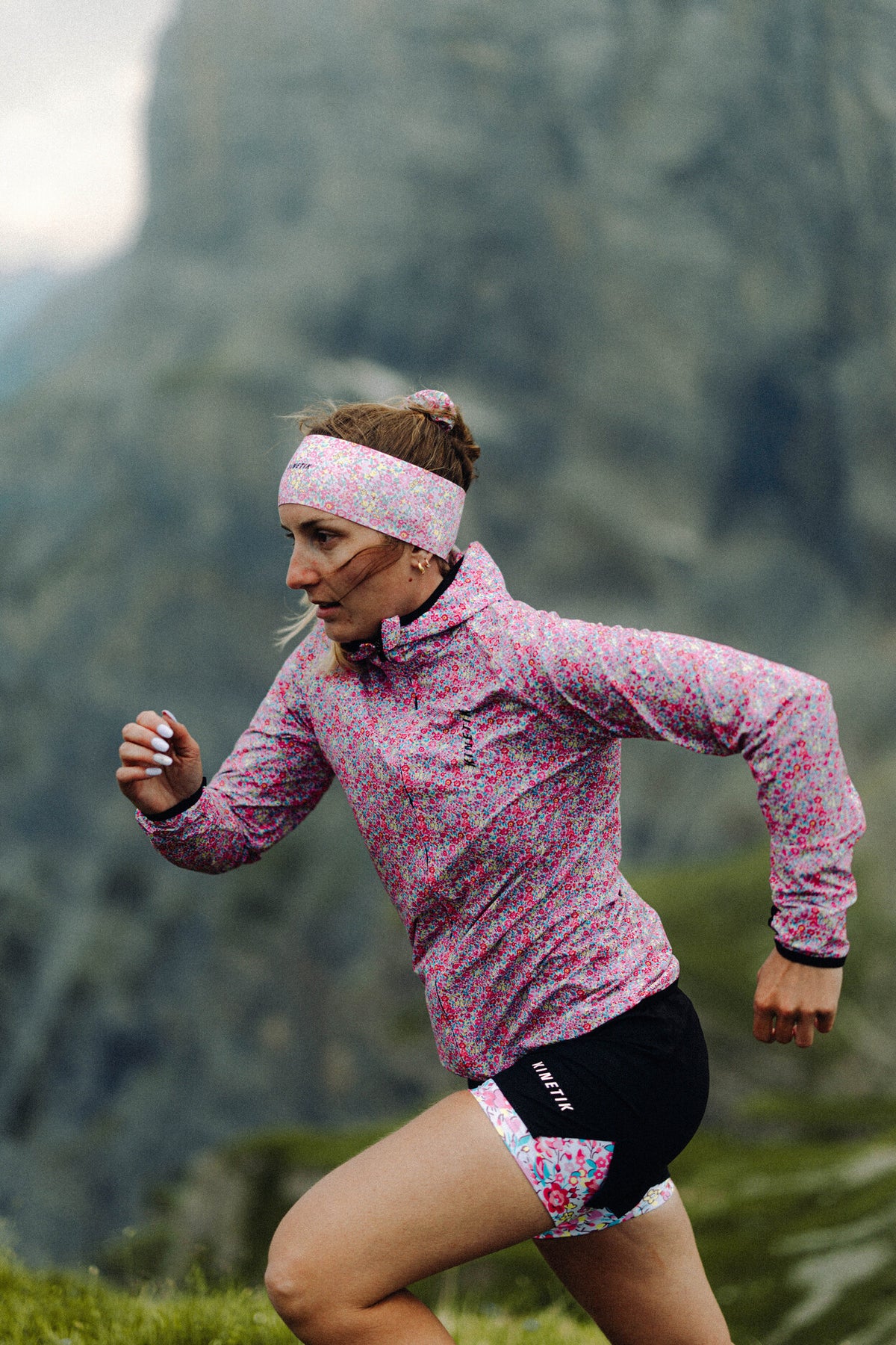 JACKET WOMEN SPEKTRAIL BLOOM - Vestes trail-running - 2 - kinetik-adrenalink