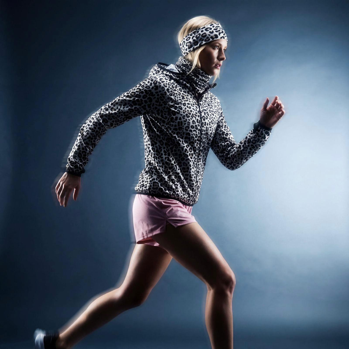 tenue-jacket-veste-spektrail-trail-running-femme-leopard