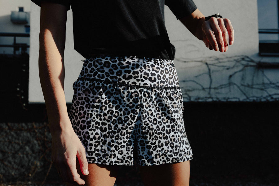 short-trail-running-femme-leopard